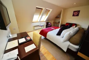 Glynhill Hotel & Spa near Glasgow Airport - Chambre
