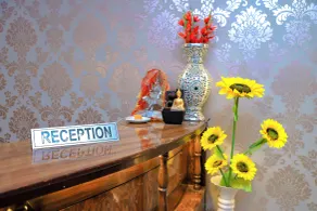 Hotel Global Inn by Quality Inn  - Réception