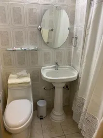 NEW HOTEL CRUZ DEL SUR - Bathroom