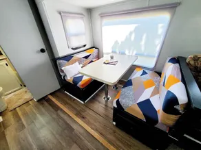 Wildwood Camper De Sleeps 6-7, - Wohnzimmer