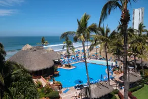Torres Mazatlan - Piscine
