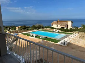 Studio con terrazza, giardino e piscina | Vista sulla natura - Piscina