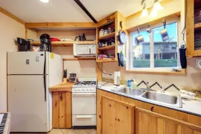 Unique West Jefferson Home w/ Fire Pit & Grill! - Interiør