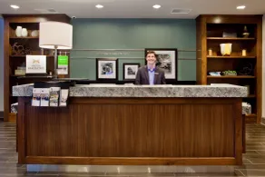 Hampton Inn & Suites Chapel Hill-Carrboro/Downtown - Rezeption