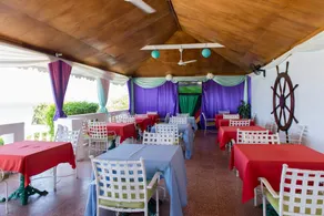 Sky Box Beach Suite at Montego Bay Club - Restaurant