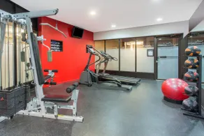Ramada by Wyndham Kelowna Hotel & Conference Center - Salle de remise en forme