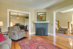 1915 Historic Cambridge Property w/ Fire Pit! - Interiør