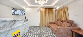 FabHotel Vasatiya Hotel & Suites - Receção