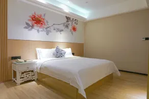 Paco Hotel Tiyu xilu Metro Zhujiang New Town Guangzhou-Free Shuttle Bus for Canton Fair&1-min walk to Canton Fair registration - Habitación