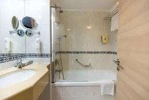 Grand Beach Hotel - Chambre