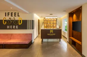 Artistry Suites - Reception