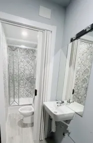 Rio Hostel - Bathroom