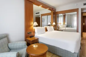 Hotel Sevilla Macarena - Chambre