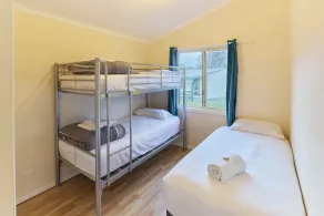 Rose Gardens Holiday Park - Room