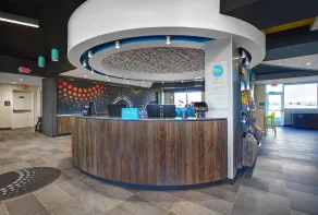 Tru by Hilton Stoughton - Recepção