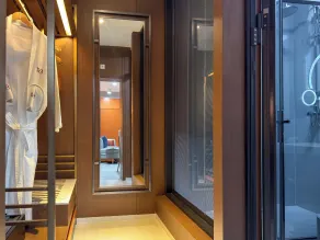 Wellborn Hotel Limited - Bathroom