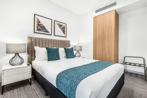 Essence Suites Taringa - Room