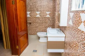 Sannak Hotel - Bathroom