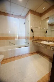 La Rosa Hotel Juffair - Salle de bain