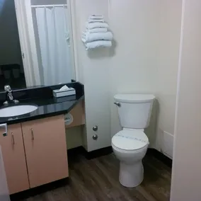 Residence & Conference Centre - Oakville - Salle de bain