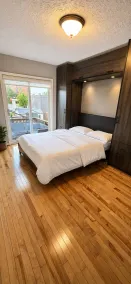 Cozy 4 Bedroom Home Near Tecumseh Mall - Chambre