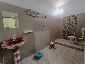 Hotel Narayani - Bathroom