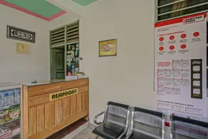 OYO 3724 Penginapan Baiti Jannati Syariah - Rezeption