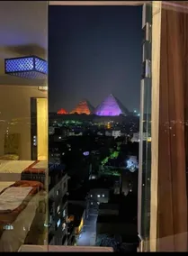Oscar pyramids view - Camera