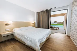 Kresten Palace Hotel - Room