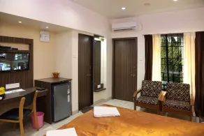 Hotel Shreyas - Room