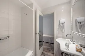 Sennac Hotel - Badezimmer
