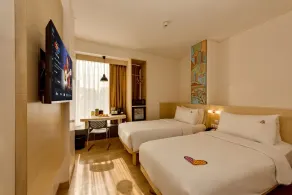 Maxone Premier Melawai - Room