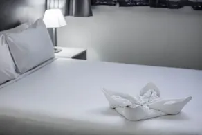 George Hotel Brisbane, Independent Collection by EVT - Room