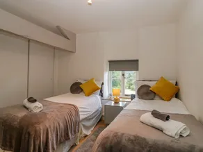Pentre Court Cottage - Habitación