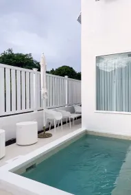La mejor arboleda ajardinada, de ZenBreak - Piscina