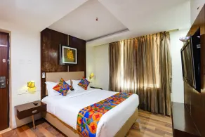 Fabhotel Lailas County - Quarto