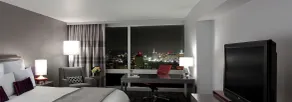 Loews Hollywood Hotel - Vue de la chambre
