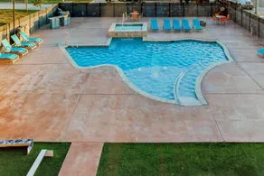 La Quinta by Wyndham San Antonio Alamo City - Piscine