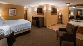 Best Western Plus North Canton Inn & Suites - Chambre