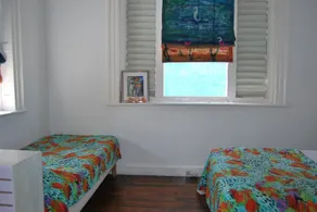 Mobay Kotch - Room