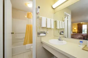 Americas Best Value Inn Winnsboro, SC - Badeværelse