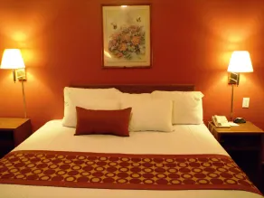 Americas Best Value Inn and Suites - Nevada - Zimmer
