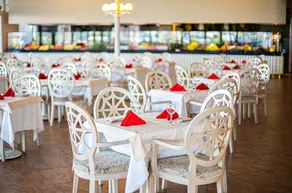 Sunrise Resort Hotel - Restaurant