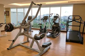 Minimalist and Comfy Studio at Menteng Park Apartment By Travelio - Fitness facility