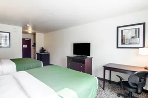 Cobblestone Hotel & Suites - Greenville - Habitación