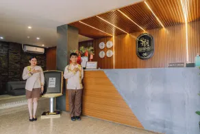 Shine Boutique Hotel - Reception