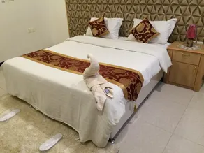 Al Amoria Furnished Apartments 1 - Room