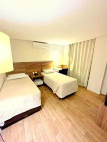 Umbu Hotel Porto Alegre - Centro Histórico - Prox Aeroporto - Room