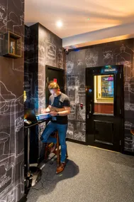 Camden Enterprise Hotel - Reception