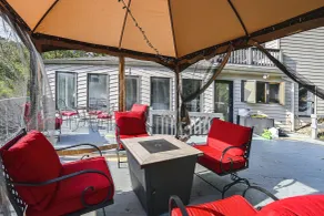 Group Getaway w/ Lake Access in Bronston! - Interiør